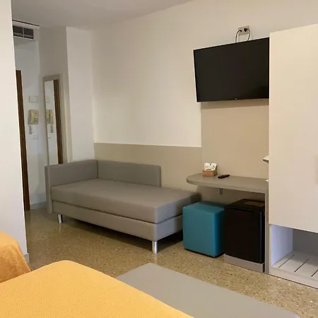 Hotel Giacomazzo Caorle Exterior photo