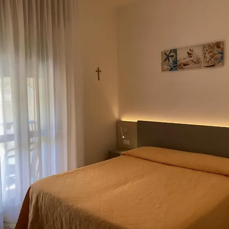 Hotel Giacomazzo Caorle Exterior photo